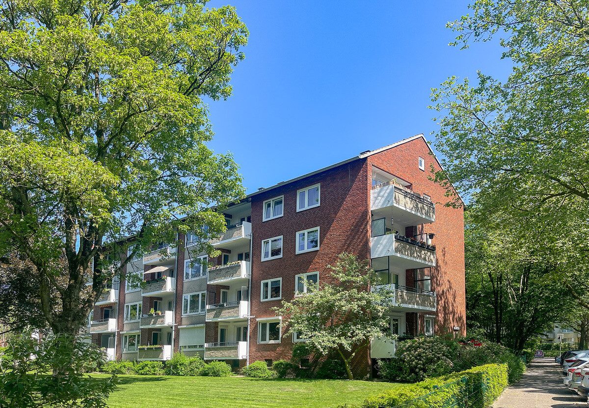 Immobilienangebot - Hamburg - Alle - Charmante 3-Zimmer-Wohnung mit Stellplatz und Balkon