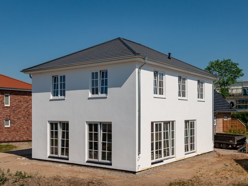 Immobilienangebot - Laboe - Alle - Moderne Stadtvilla mit klassischem Charme