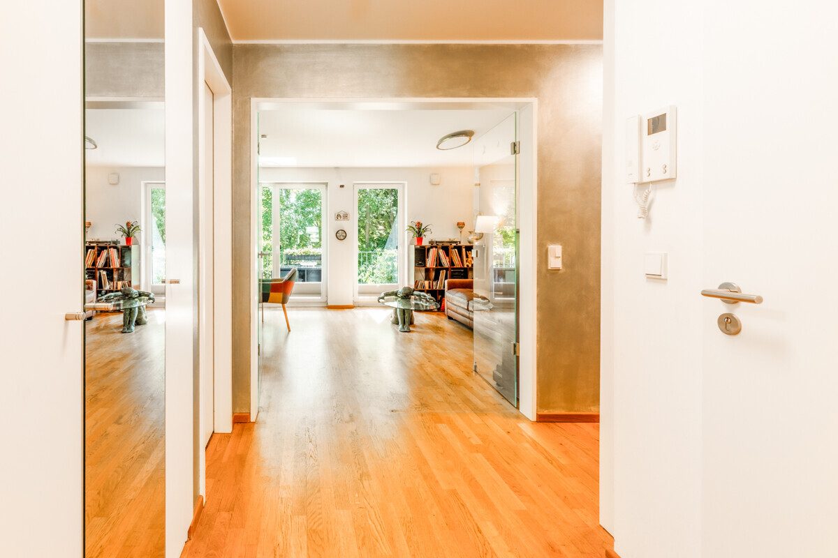 Immobilienangebot - Hamburg - Alle - Architektur trifft Licht: Ihr exklusiver Rückzugsort am Tor zur City