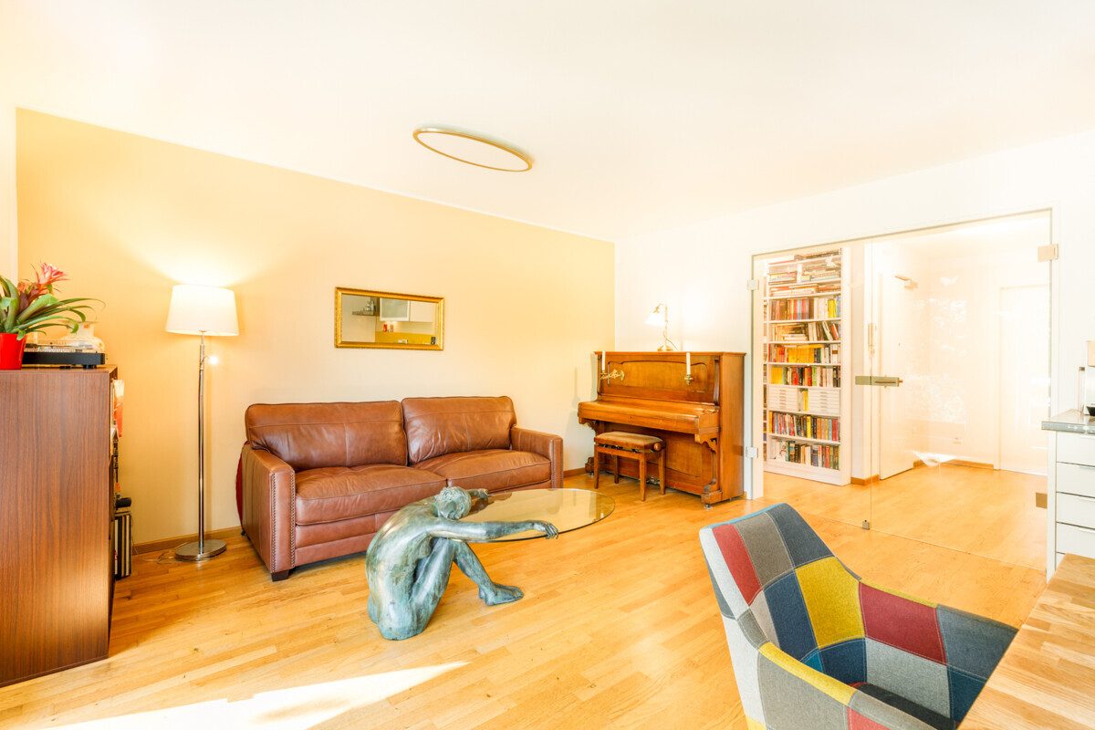 Immobilienangebot - Hamburg - Alle - Architektur trifft Licht: Ihr exklusiver Rückzugsort am Tor zur City