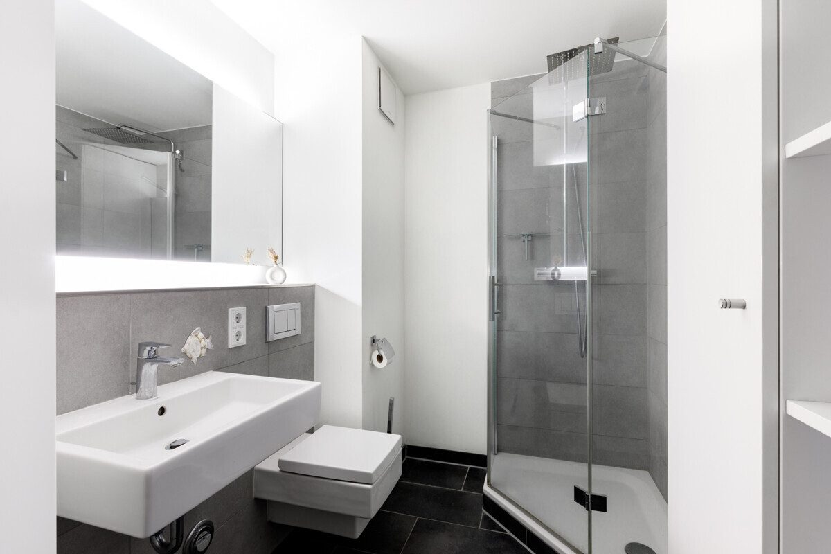 Immobilienangebot - Hamburg - Alle - Architektur trifft Licht: Ihr exklusiver Rückzugsort am Tor zur City