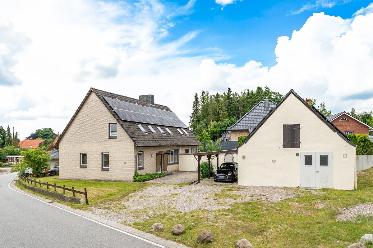 Immobilienangebot - Ascheffel - Alle - Wohnglück auf großem Grundstück