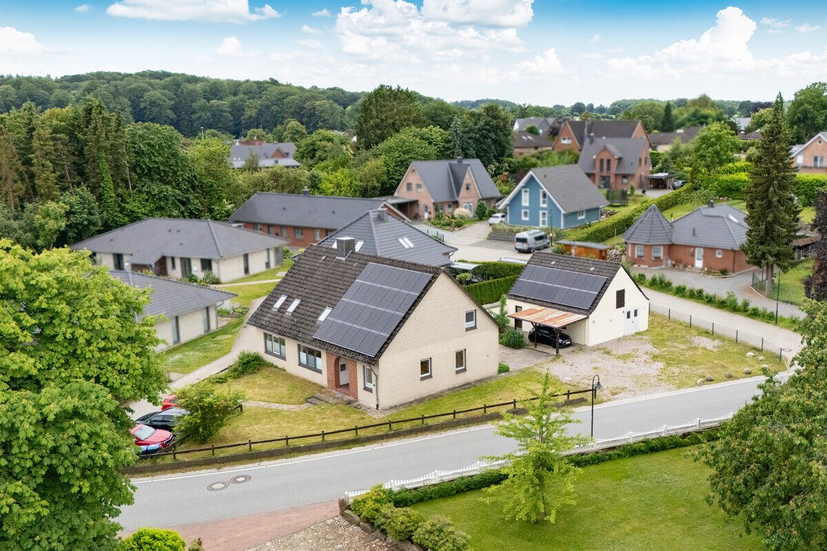 Immobilienangebot - Ascheffel - Alle - Wohnglück auf großem Grundstück