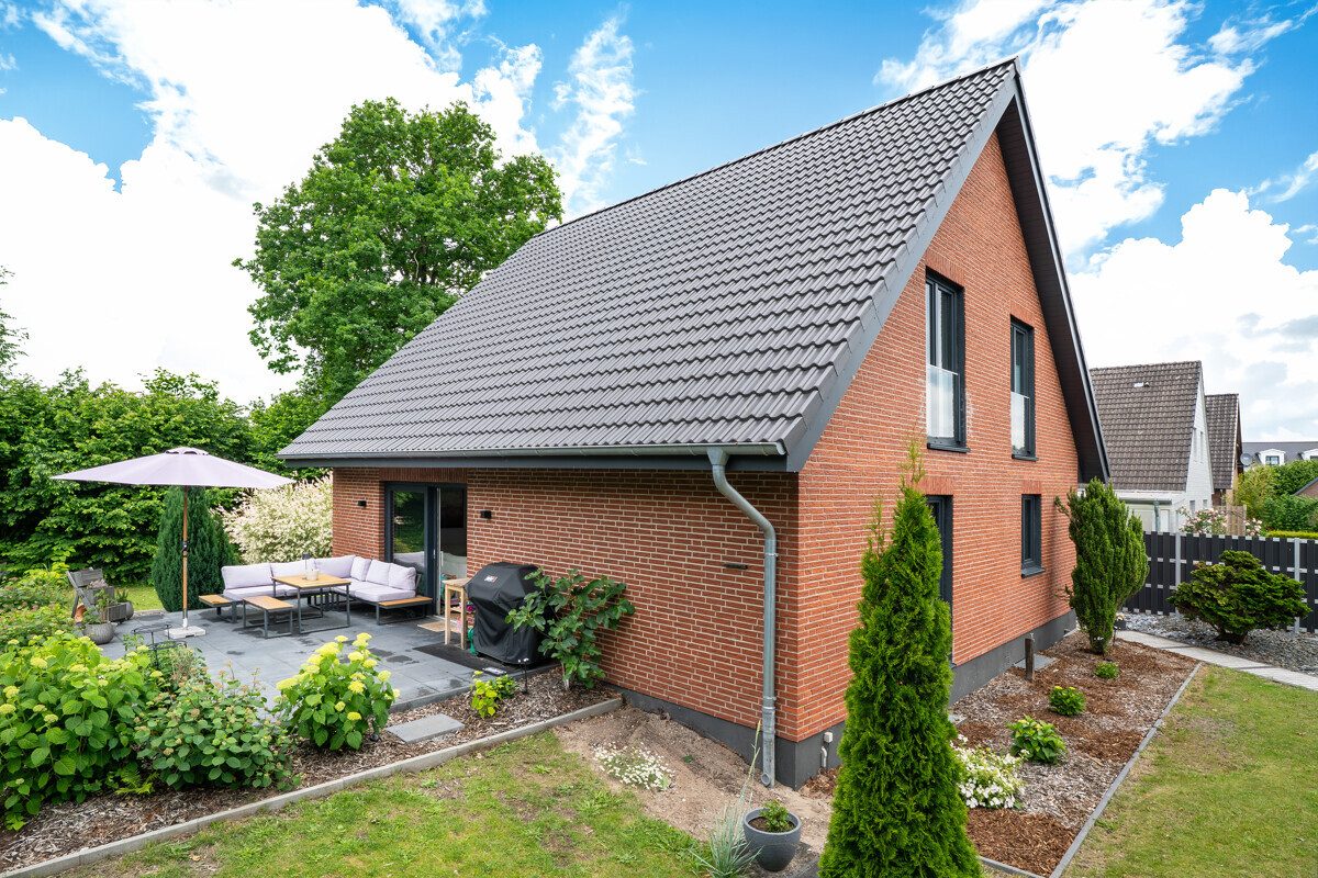 Immobilienangebot - Hohn - Alle - Modernes Familienglück auf großzügigem Naturgrundstück
