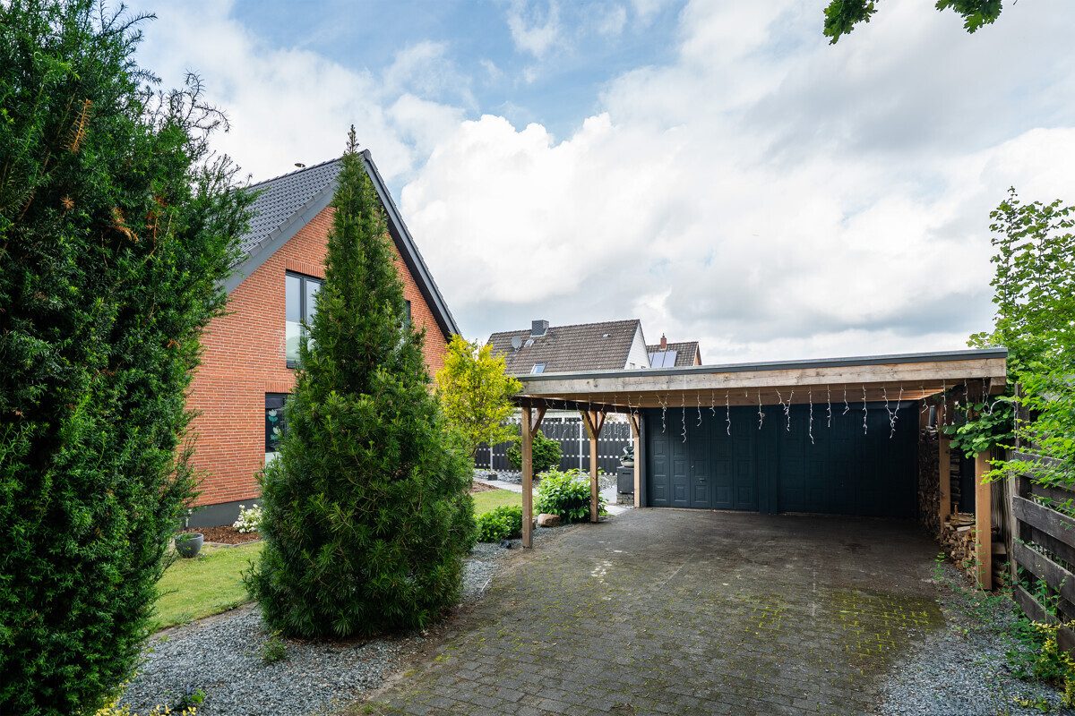 Immobilienangebot - Hohn - Alle - Modernes Familienglück auf großzügigem Naturgrundstück