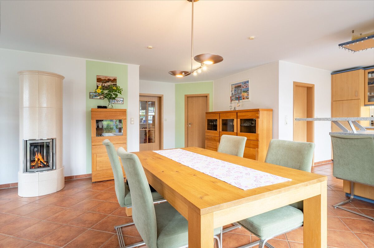 Immobilienangebot - Schönberg (Holstein) / Kalifornien - Alle - Wohntraum nahe der Ostsee: Modernes Massivhaus mit Sauna und Kamin in Schönberg