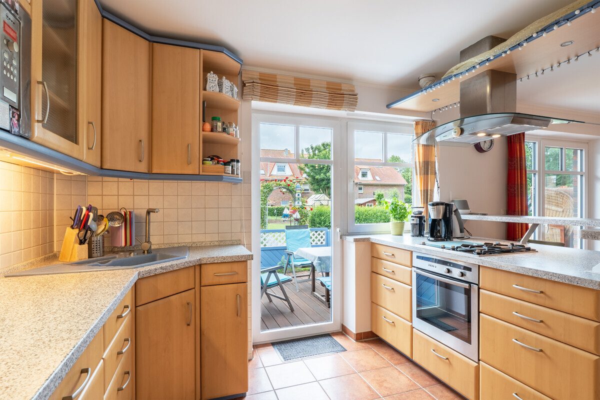 Immobilienangebot - Schönberg (Holstein) / Kalifornien - Alle - Wohntraum nahe der Ostsee: Modernes Massivhaus mit Sauna und Kamin in Schönberg