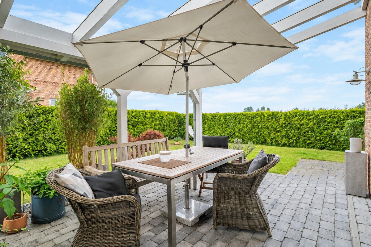 Immobilienangebot - Gelting - Alle - Neuwertige und energieeffiziente DHH fußläufig zur Ostsee