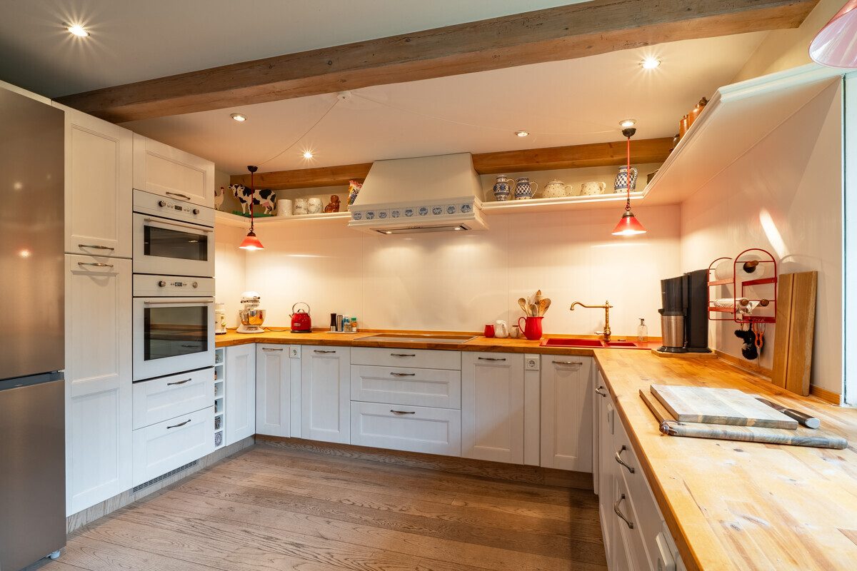 Immobilienangebot - Niebüll - Alle - Wohnen unter Reet - zeitlose Eleganz mit nordischem Charme
