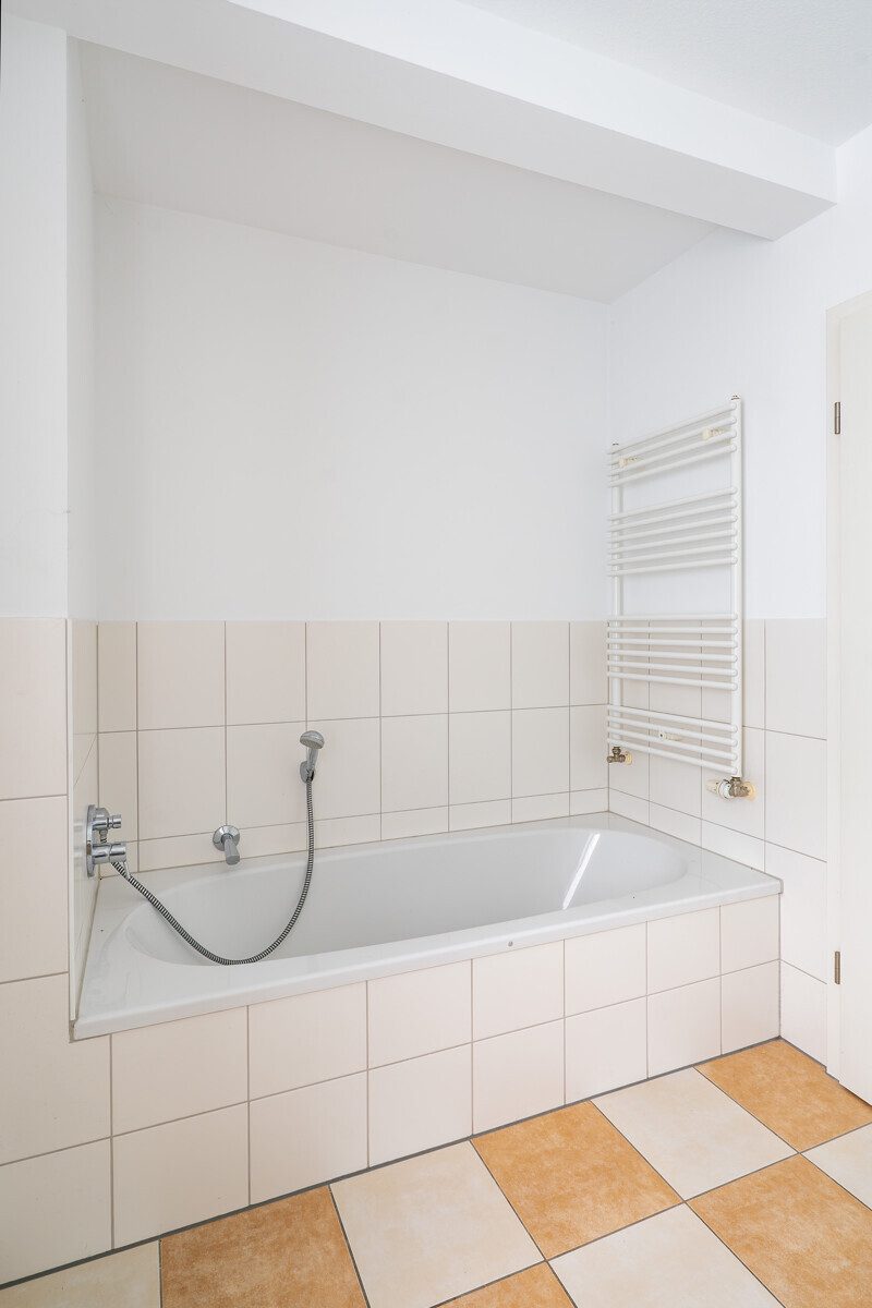 Immobilienangebot - Glücksburg - Alle - Exklusive 3-Zimmer-Eigentumswohnung in einer der besten Wohnlagen Glücksburgs
