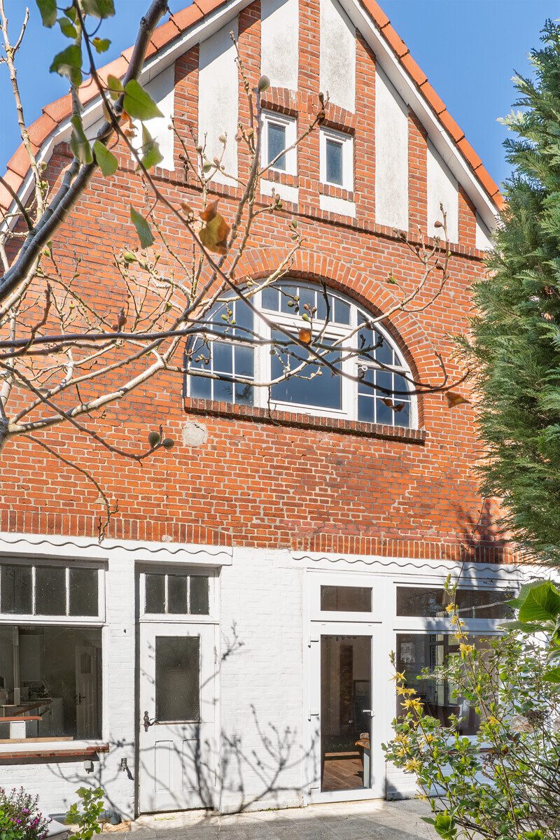 Immobilienangebot - Friedrichstadt - Alle - Wo das Wasser den Alltag begleitet – Stadthaus mit Charakter