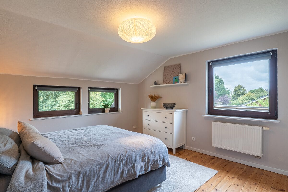 Immobilienangebot - Bollingstedt - Alle - Naturnah wohnen: Modernisiertes Zuhause auf großem Grundstück