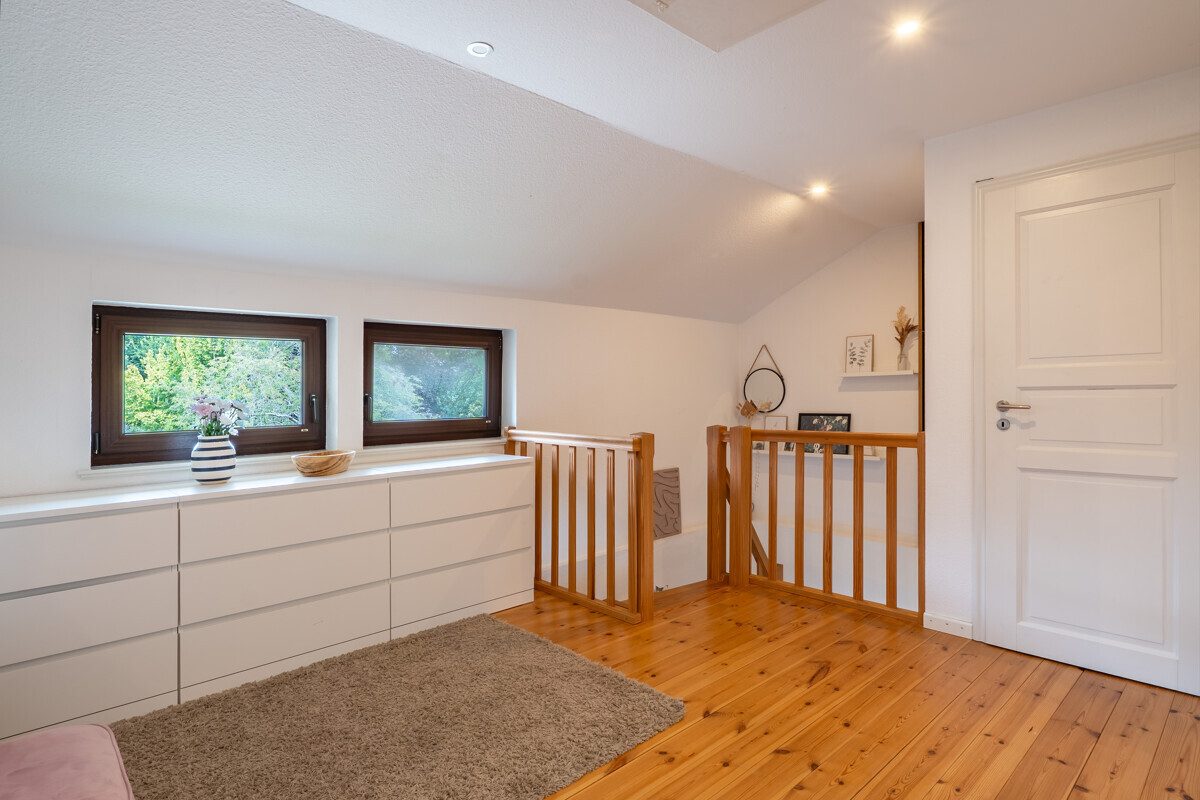Immobilienangebot - Bollingstedt - Alle - Naturnah wohnen: Modernisiertes Zuhause auf großem Grundstück