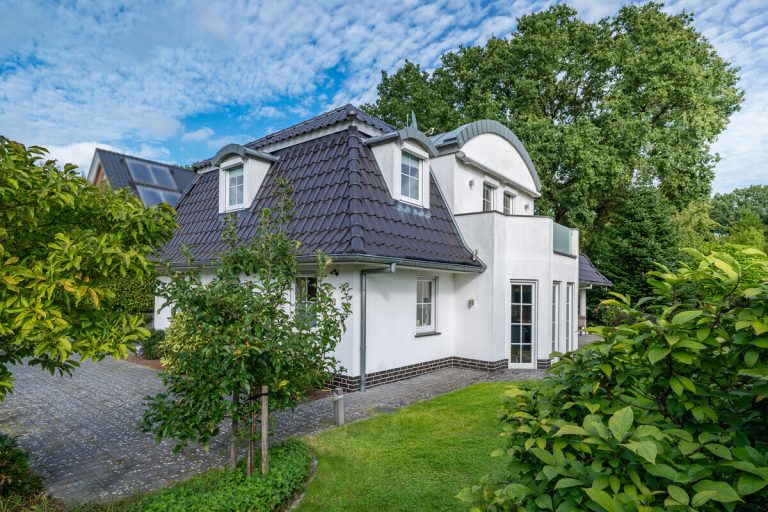 Immobilienangebot - Hamburg-Bergstedt - Alle - Stilvoll ankommen – großzügiges Wohnen in Hamburg-Bergstedt