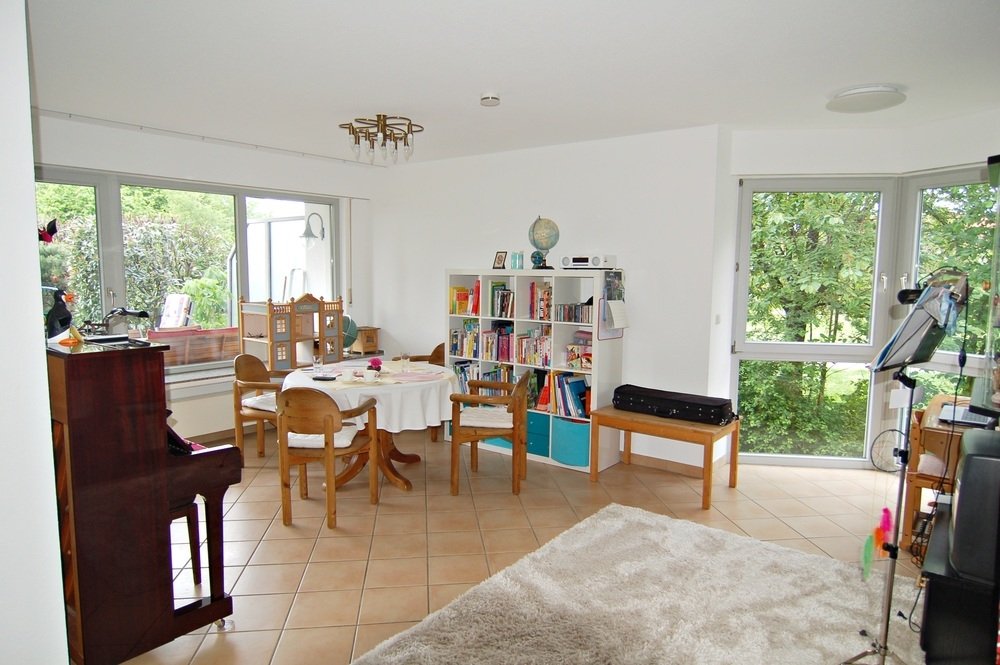 Böcker Wohnimmobilien - Immobilienangebot - Düsseldorf / Einbrungen - Zins und Renditeobjekt - Attraktive 3-Zimmer Gartenwohnung zur Kapitalanlage! Familienfreundlich!