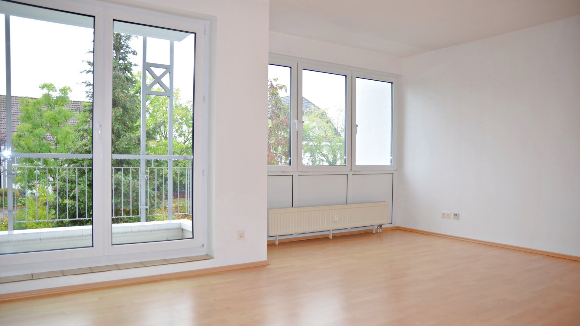 Böcker Wohnimmobilien - Immobilienangebot - Düsseldorf / Angermund - Wohnung - Helle und sehr gräumige 2-Zimmer-Wohnung in Düsseldorf-Angermund