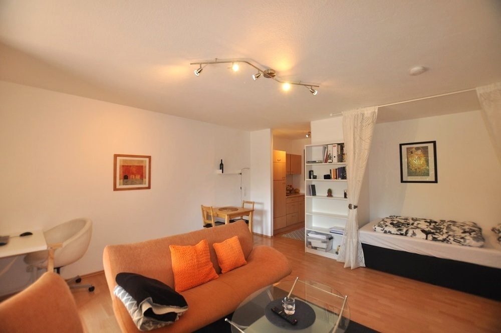 Böcker Wohnimmobilien - Immobilienangebot - Düsseldorf - Alle - Möbliertes Appartment mit traumhafter Terrasse in beliebter Lage von Düsseldorf-Niederkassel