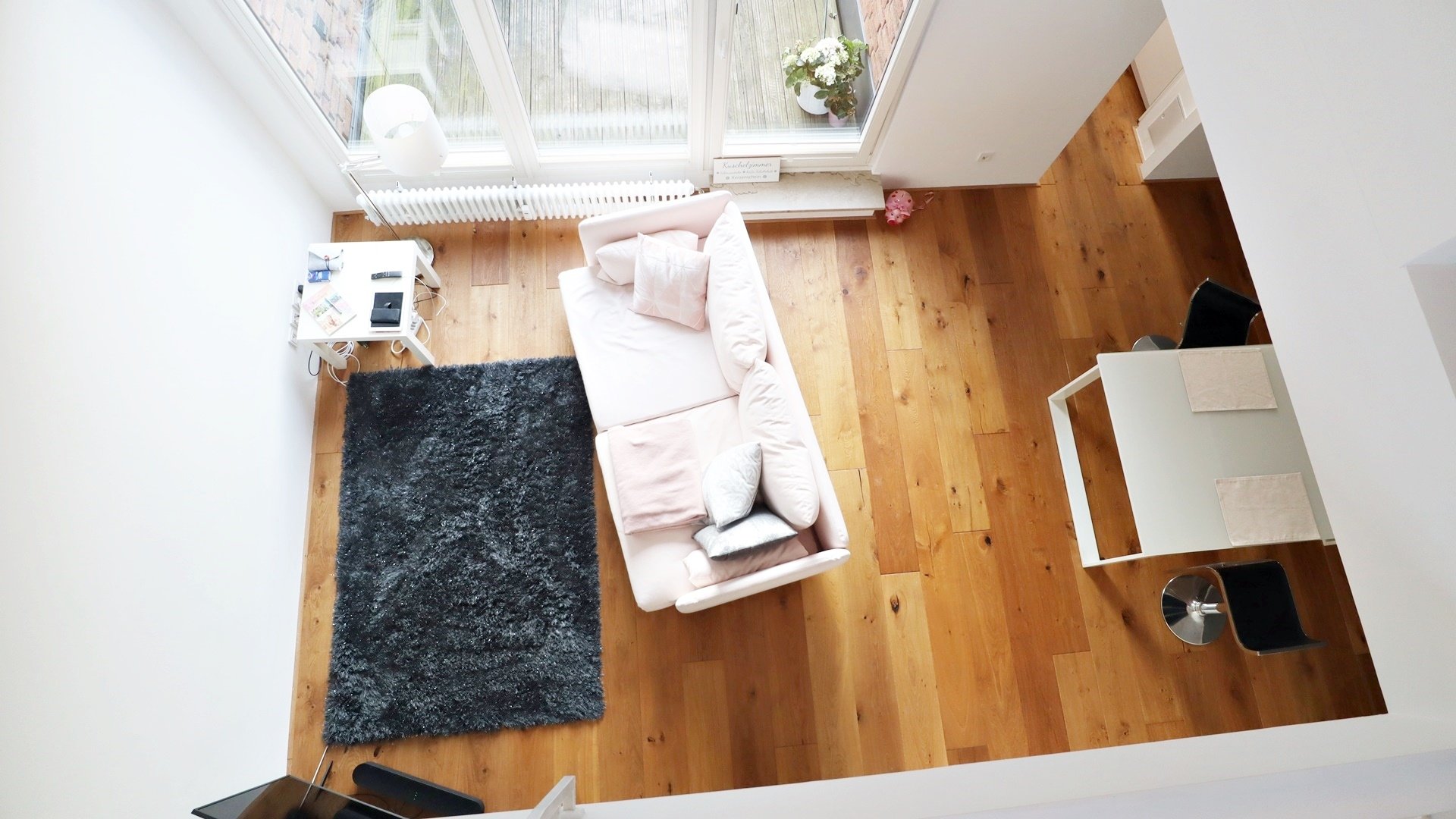 Blick von der Empore Böcker Wohnimmobilien - Immobilienangebot - Düsseldorf - Wohnung - Traumhafte Galeriewohnung in Top-Lage von Kaiserswerth!