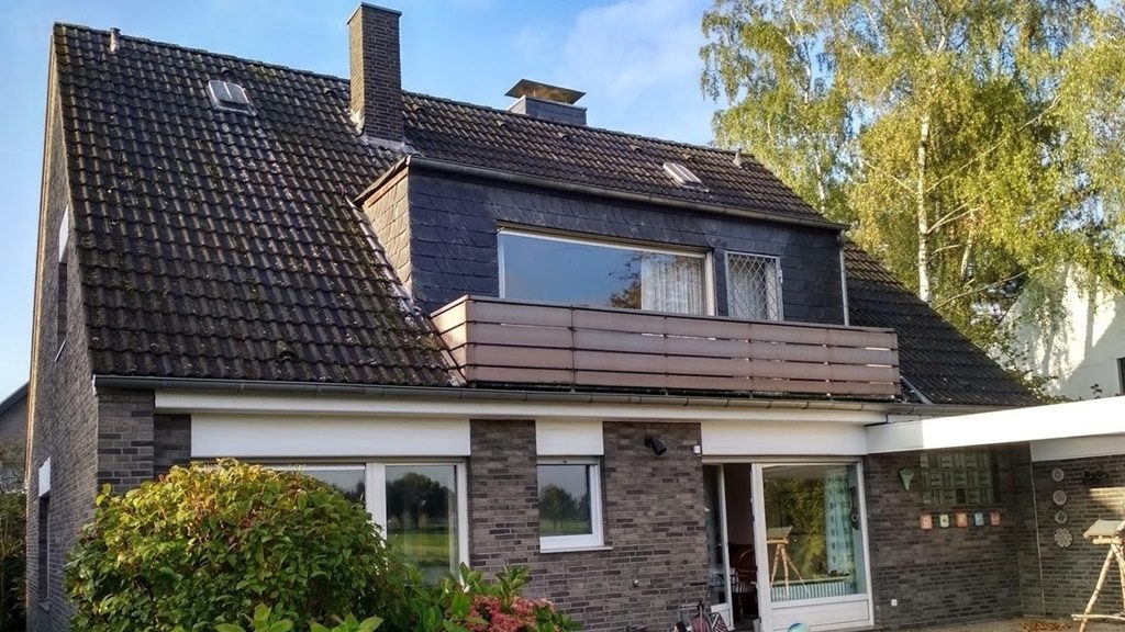 Böcker Wohnimmobilien - Immobilienangebot - Düsseldorf / Wittlaer - Alle - Erstbezug nach Sanierung! Freistehender Wohntraum mit Garten und Terrasse! Garage!
