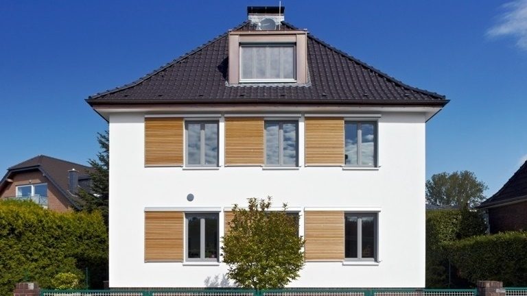 Böcker Wohnimmobilien - Immobilienangebot - Düsseldorf / Kaiserswerth - Alle - Exklusives freistehendes Einfamilienhaus in Kaiserswerth - Nähe Internationale Schule