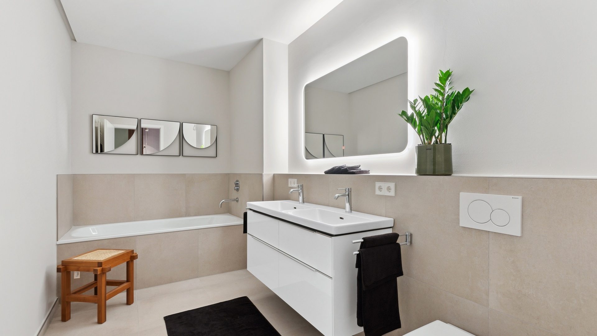 Böcker Wohnimmobilien - Immobilienangebot - Düsseldorf - Alle - Helle, individuelle 2-Zimmer-Wohnung mit flexiblem Grundriss und Südbalkon