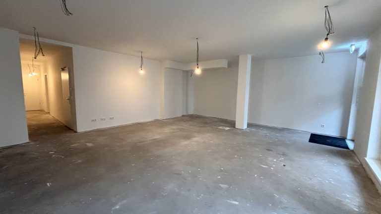Böcker Wohnimmobilien - Immobilienangebot - Düsseldorf / Friedrichstadt - Alle - Zentrale Praxis-, Büro- oder Ladenfläche mit Gestaltungsspielraum