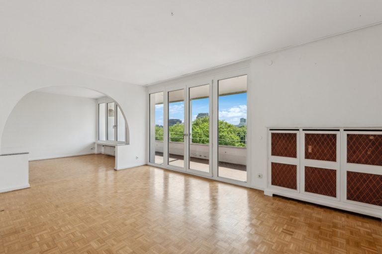 Böcker Wohnimmobilien - Immobilienangebot - Düsseldorf / Golzheim - Alle - Golzheimer Wohnung mit Weitblick