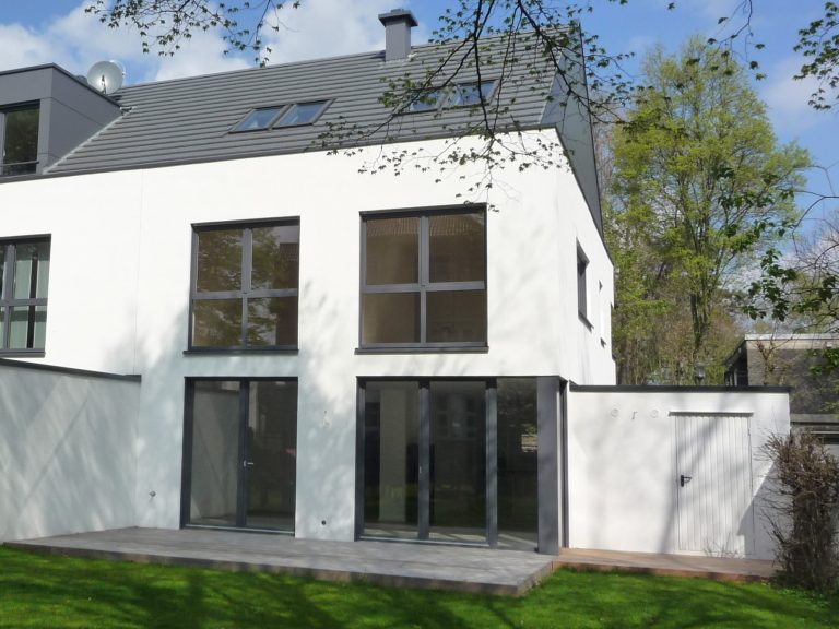 Böcker Wohnimmobilien - Immobilienangebot - Düsseldorf / Kaiserswerth - Alle - Exklusive, neuwertige Immobilie in privilegierter Ortskern-Lage von Kaiserswerth!