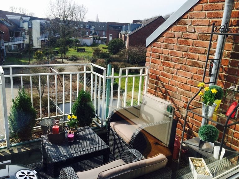 Böcker Wohnimmobilien - Immobilienangebot - Düsseldorf / Kaiserswerth - Alle - Schöne, solide Kapitalanlage nahe dem Ortskern von Kaiserswerth