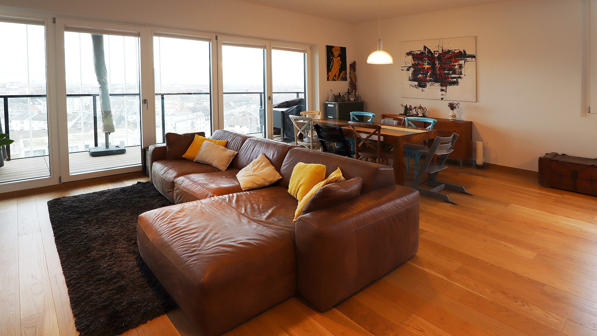 Böcker Wohnimmobilien - Immobilienangebot - Düsseldorf / Pempelfort - Alle - Diesen Ausblick vergessen Sie nie mehr! Exklusive 4-Zimmerwohnung im 11. Obergeschoss