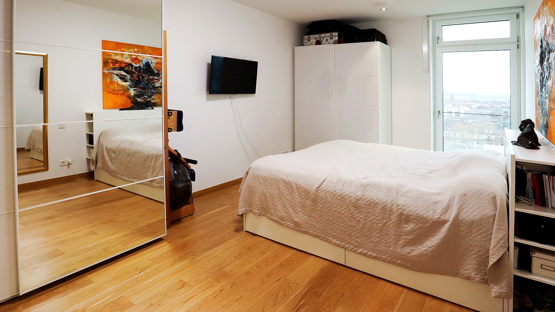 Böcker Wohnimmobilien - Immobilienangebot - Düsseldorf / Pempelfort - Alle - Diesen Ausblick vergessen Sie nie mehr! Exklusive 4-Zimmerwohnung im 11. Obergeschoss