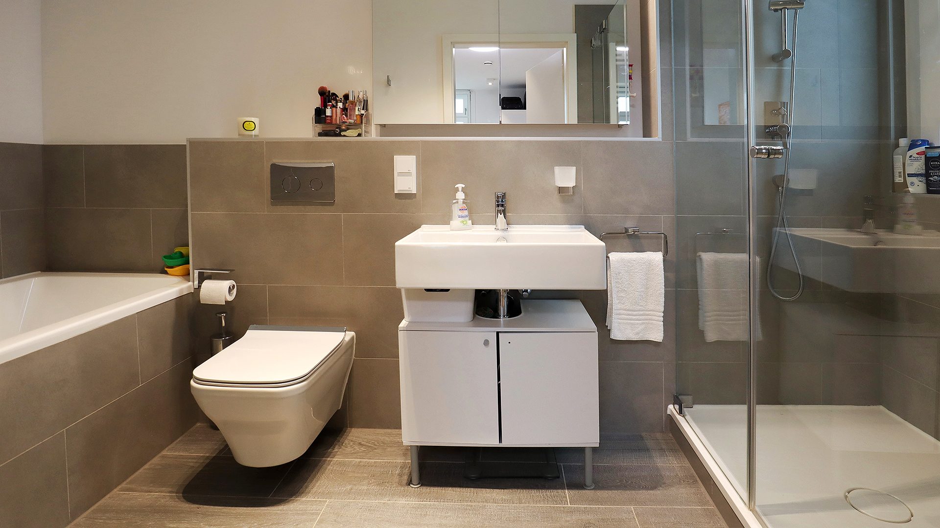 Böcker Wohnimmobilien - Immobilienangebot - Düsseldorf / Pempelfort - Alle - Diesen Ausblick vergessen Sie nie mehr! Exklusive 4-Zimmerwohnung im 11. Obergeschoss