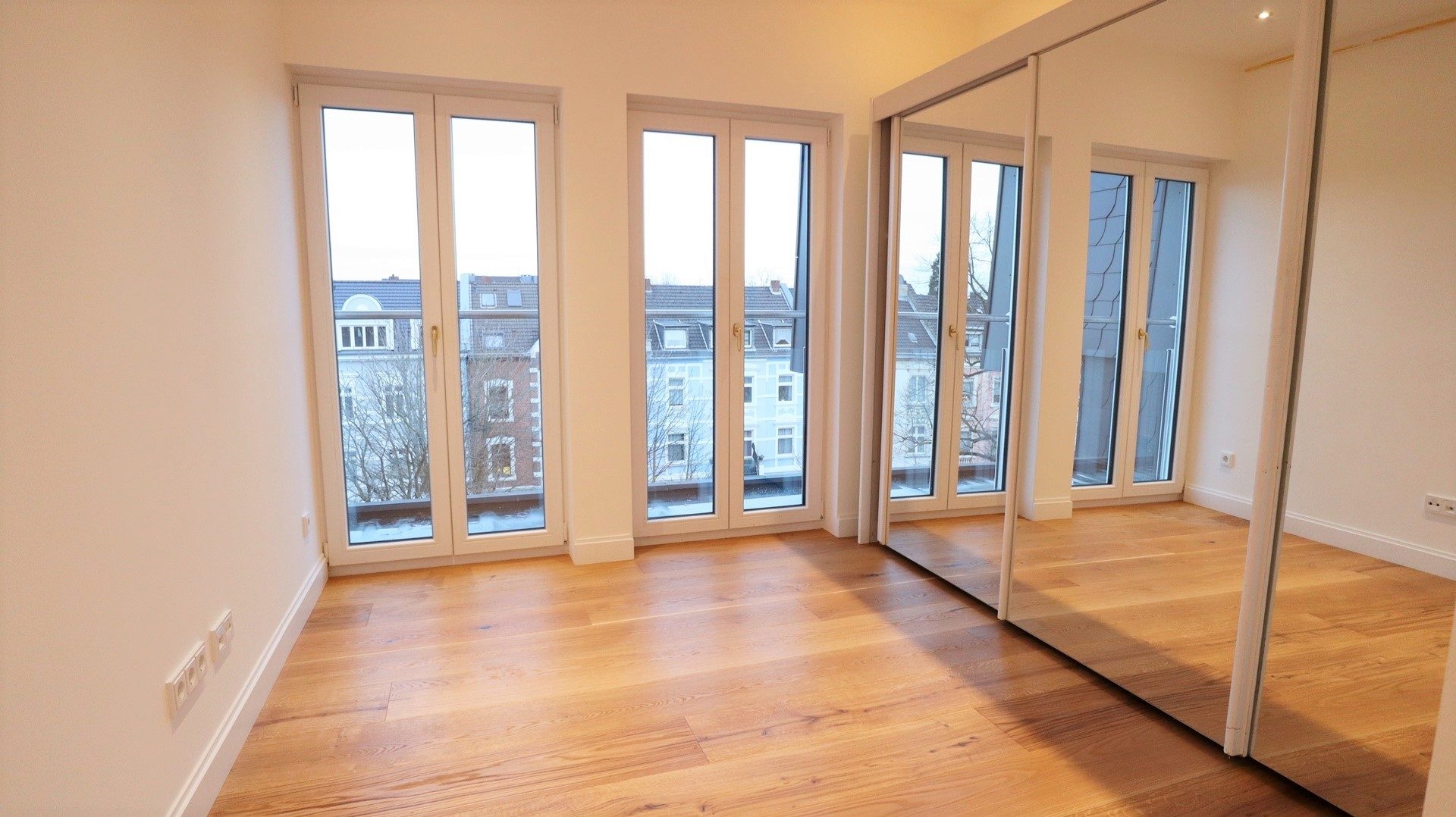 Böcker Wohnimmobilien - Immobilienangebot - Düsseldorf - Alle - Modernes Penthouse mit großzügiger Dachterrasse