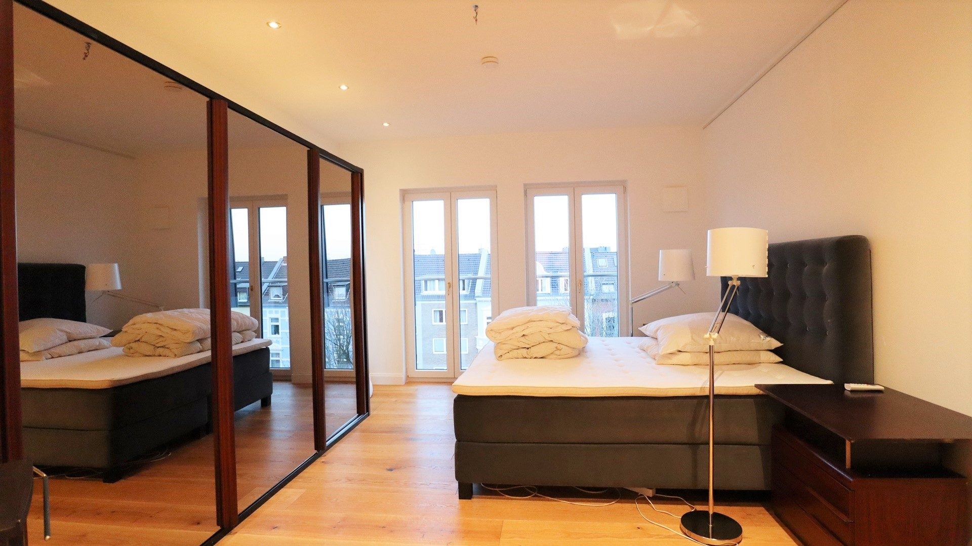 Böcker Wohnimmobilien - Immobilienangebot - Düsseldorf - Alle - Modernes Penthouse mit großzügiger Dachterrasse