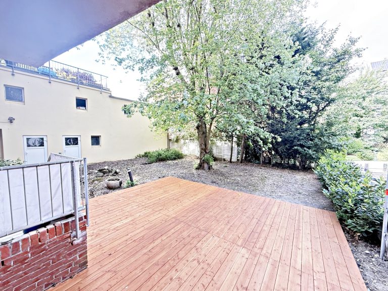 Böcker Wohnimmobilien - Immobilienangebot - Düsseldorf / Oberkassel - Alle - Freundliche ETW mit eigenem Garten und Einzelgarage