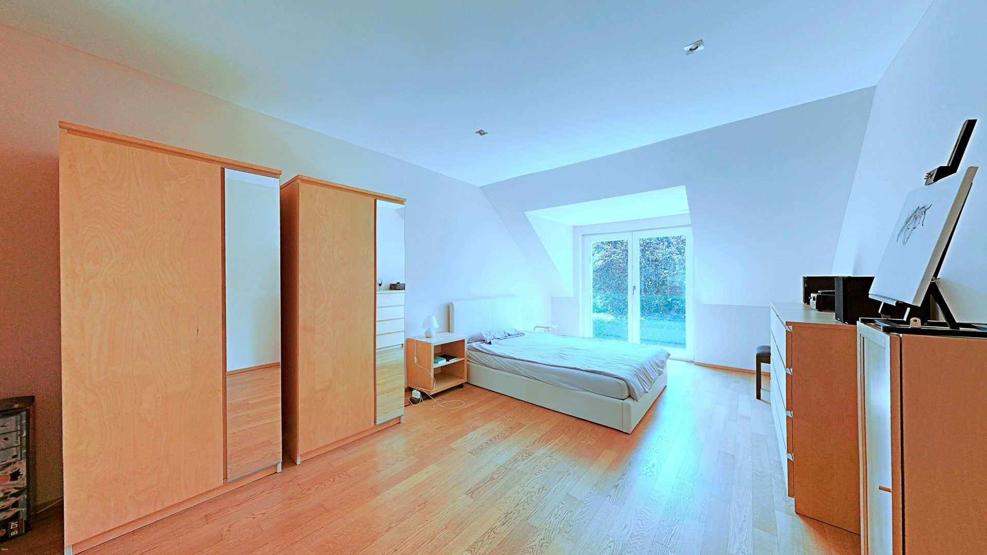 Böcker Wohnimmobilien - Immobilienangebot - Düsseldorf / Lohausen - Alle - Attraktives RMH mit Top-Ausstattung in direkter Nähe der ISD und 300 m zum Rhein gelegen