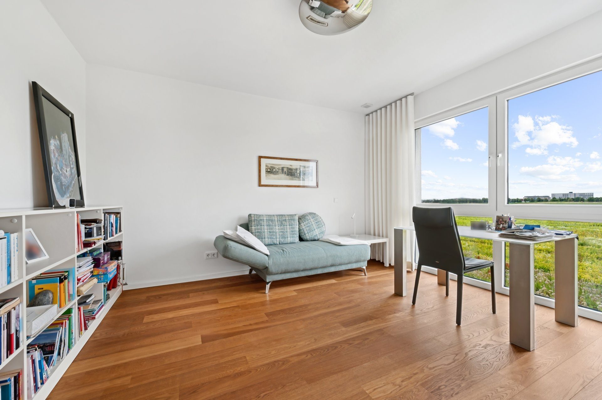 Böcker Wohnimmobilien - Immobilienangebot - Neuss / Grimlinghausen - Alle - Moderne Maisonette-Wohnung mit aktuellen Energiestandards in Rheinlage