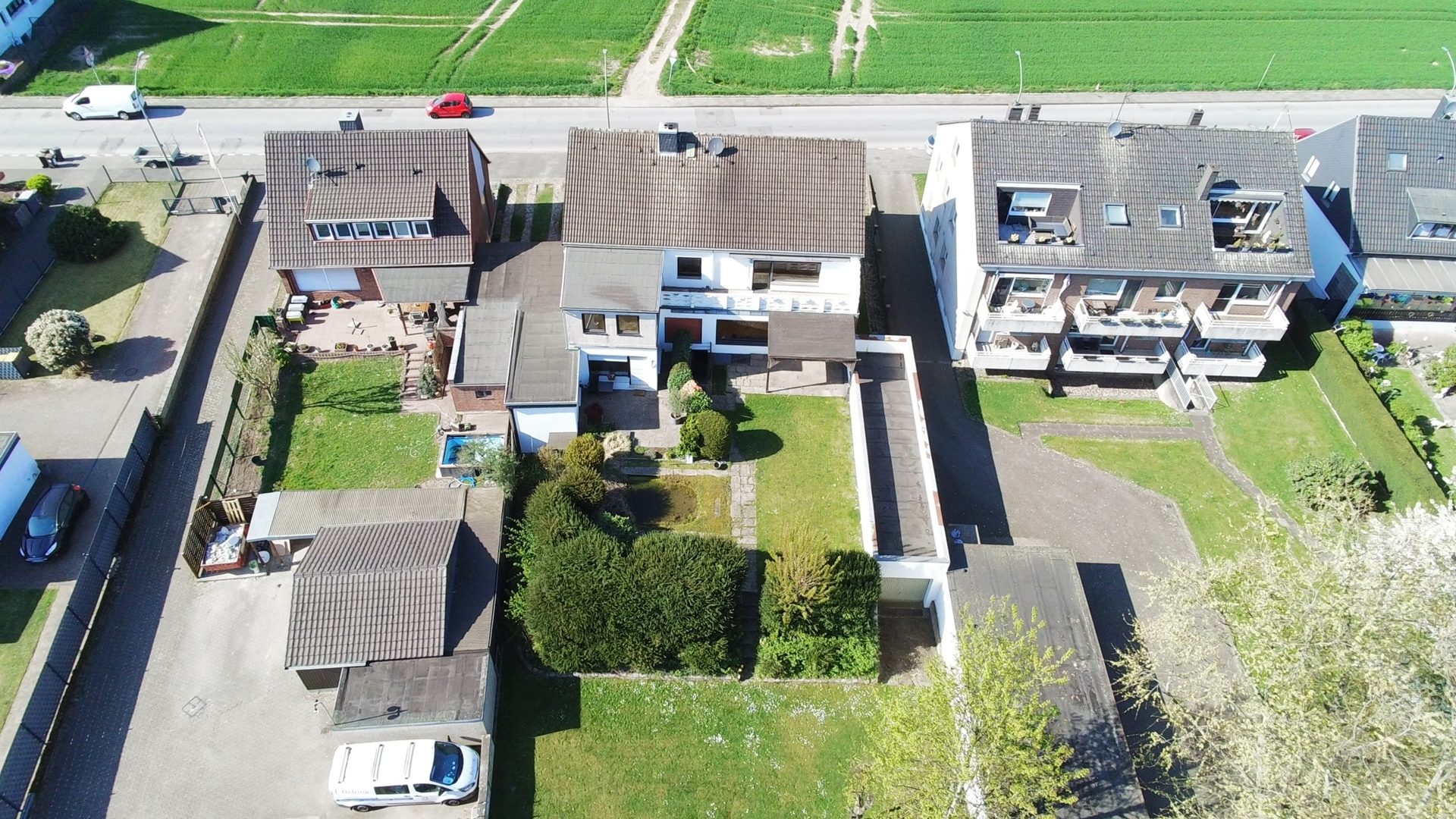 Böcker Wohnimmobilien - Immobilienangebot - Duisburg / Serm - Alle - Eigennutzung trifft Kapitalanlage! Chance in Duisburg-Serm