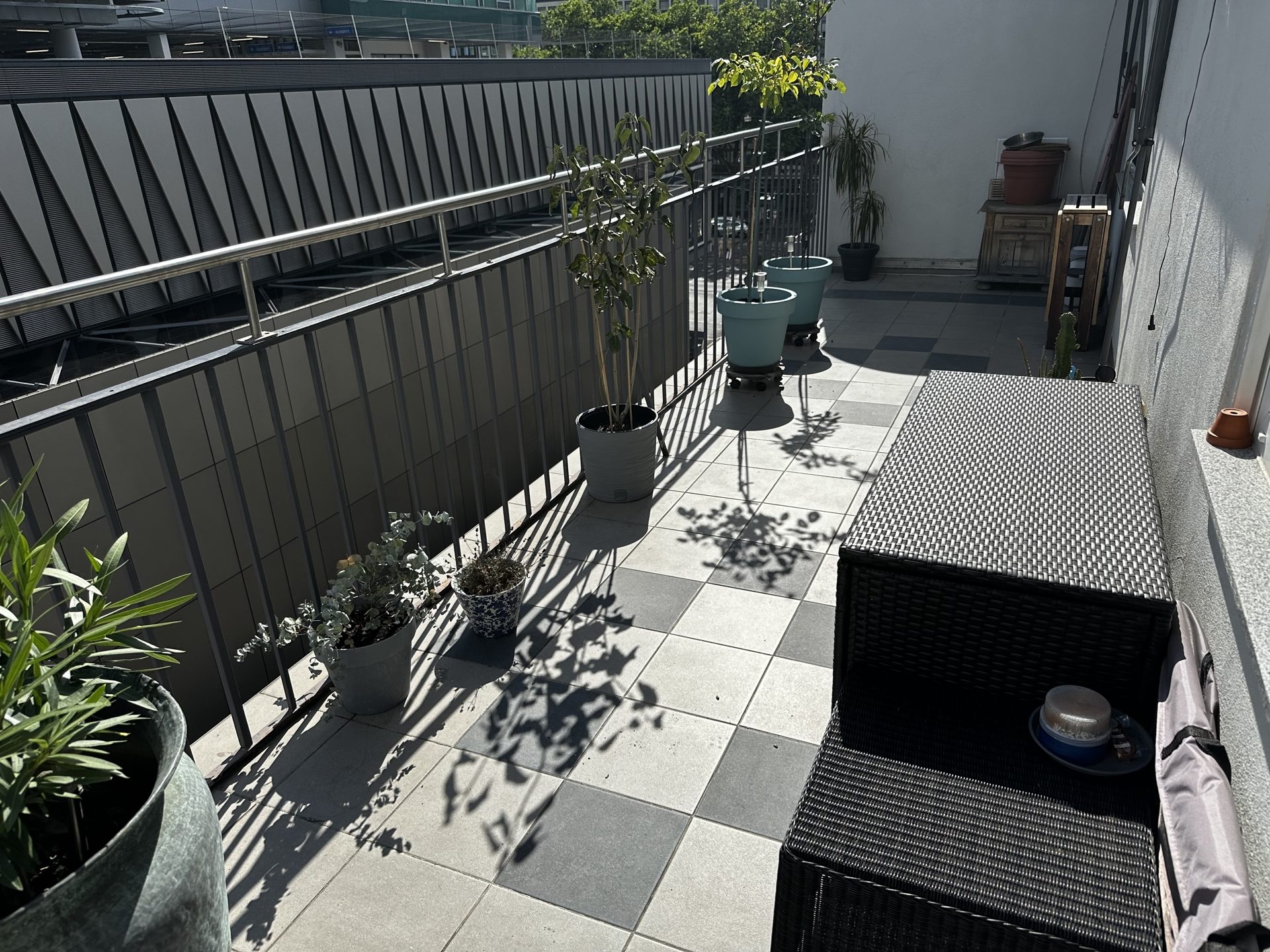 Böcker Wohnimmobilien - Immobilienangebot - Düsseldorf / Stadtmitte - Alle - Zentral, nachgefragt, vollvermietet