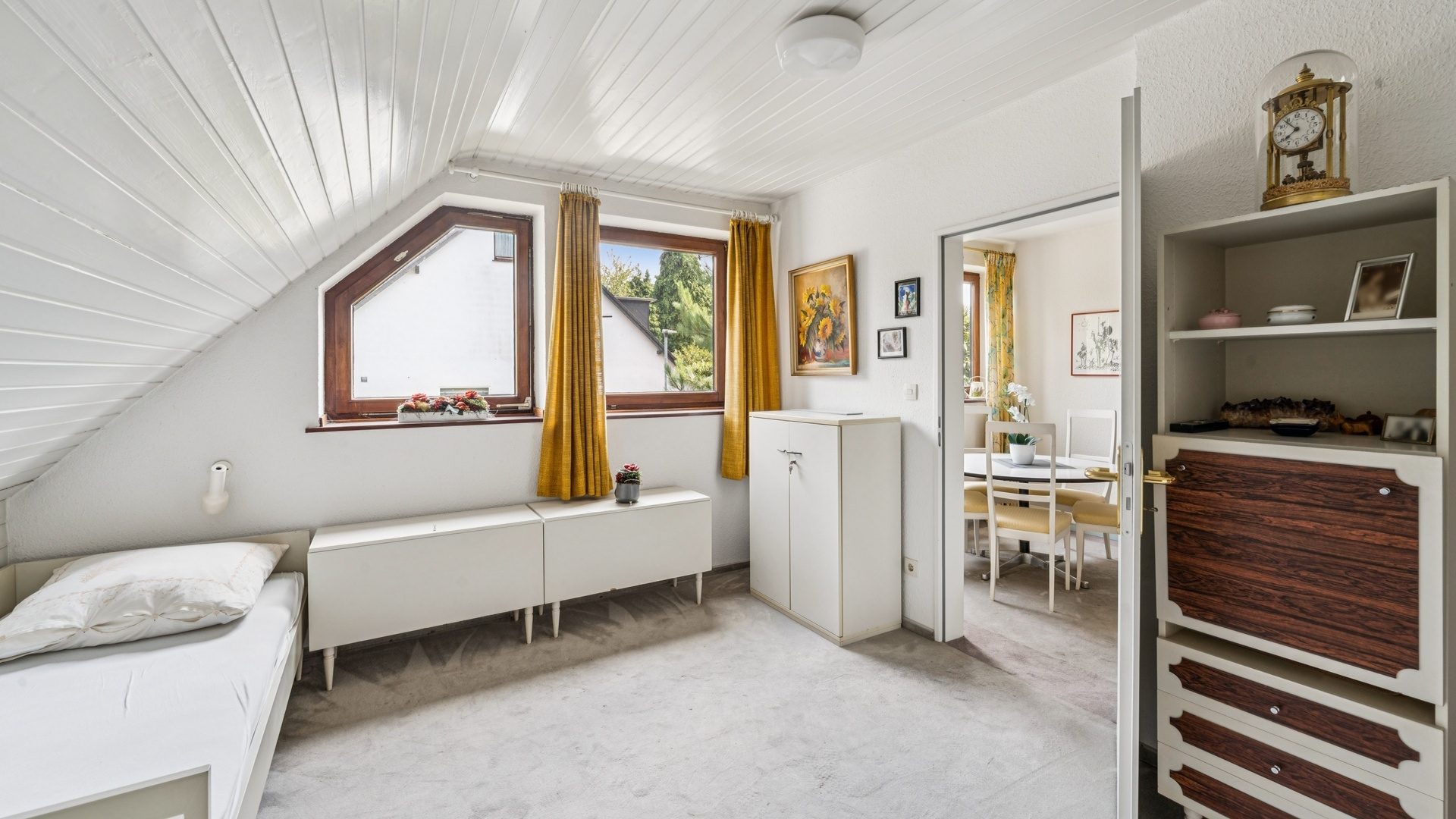 Böcker Wohnimmobilien - Immobilienangebot - Ratingen - Alle - Großzügige Doppelhaushälfte in Top-Lage von Ratingen-Hösel