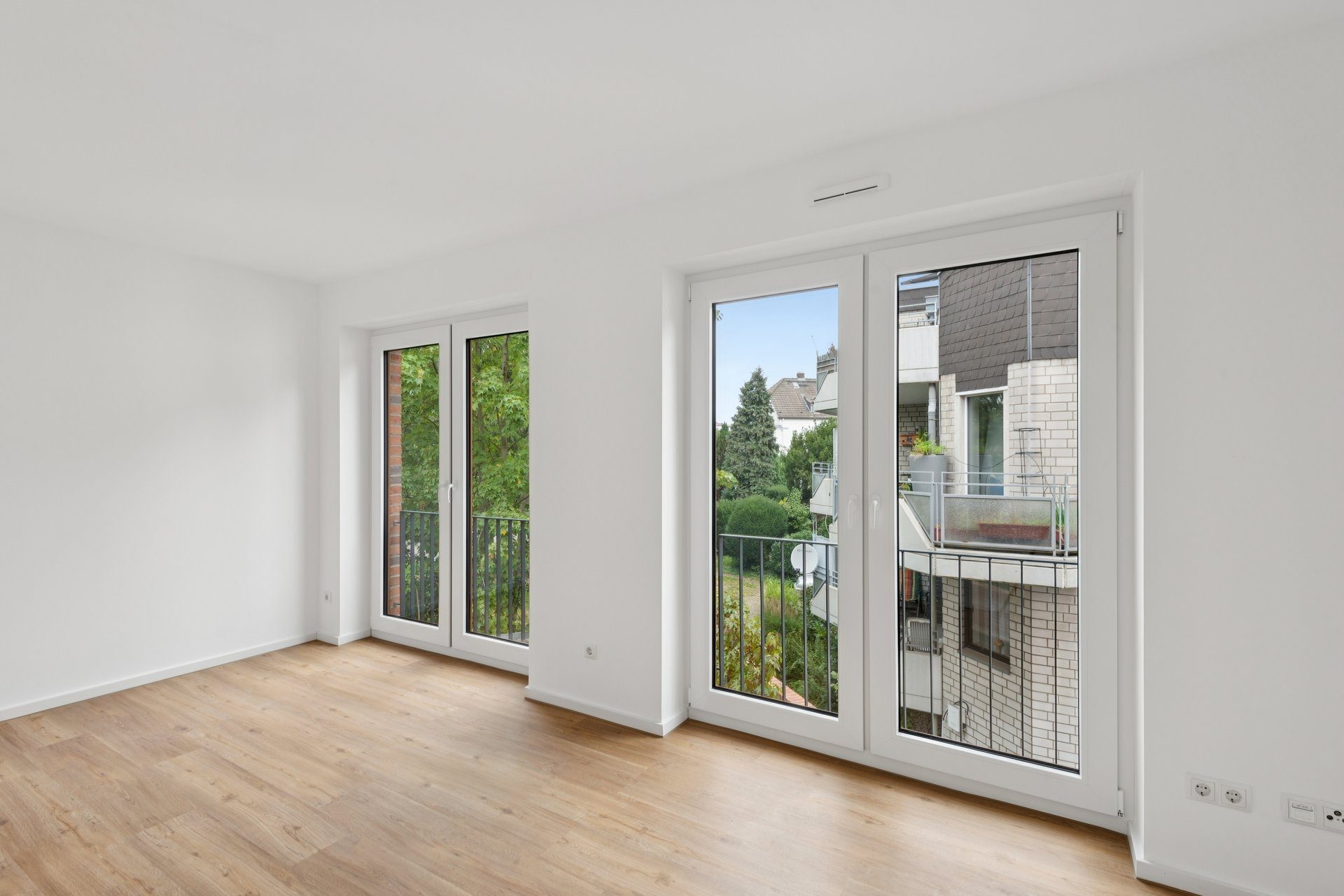 Böcker Wohnimmobilien - Immobilienangebot - Düsseldorf / Angermund - Alle - Sofort bezugsfertige, hochwertig ausgestattete Neubau Doppelhaushälfte