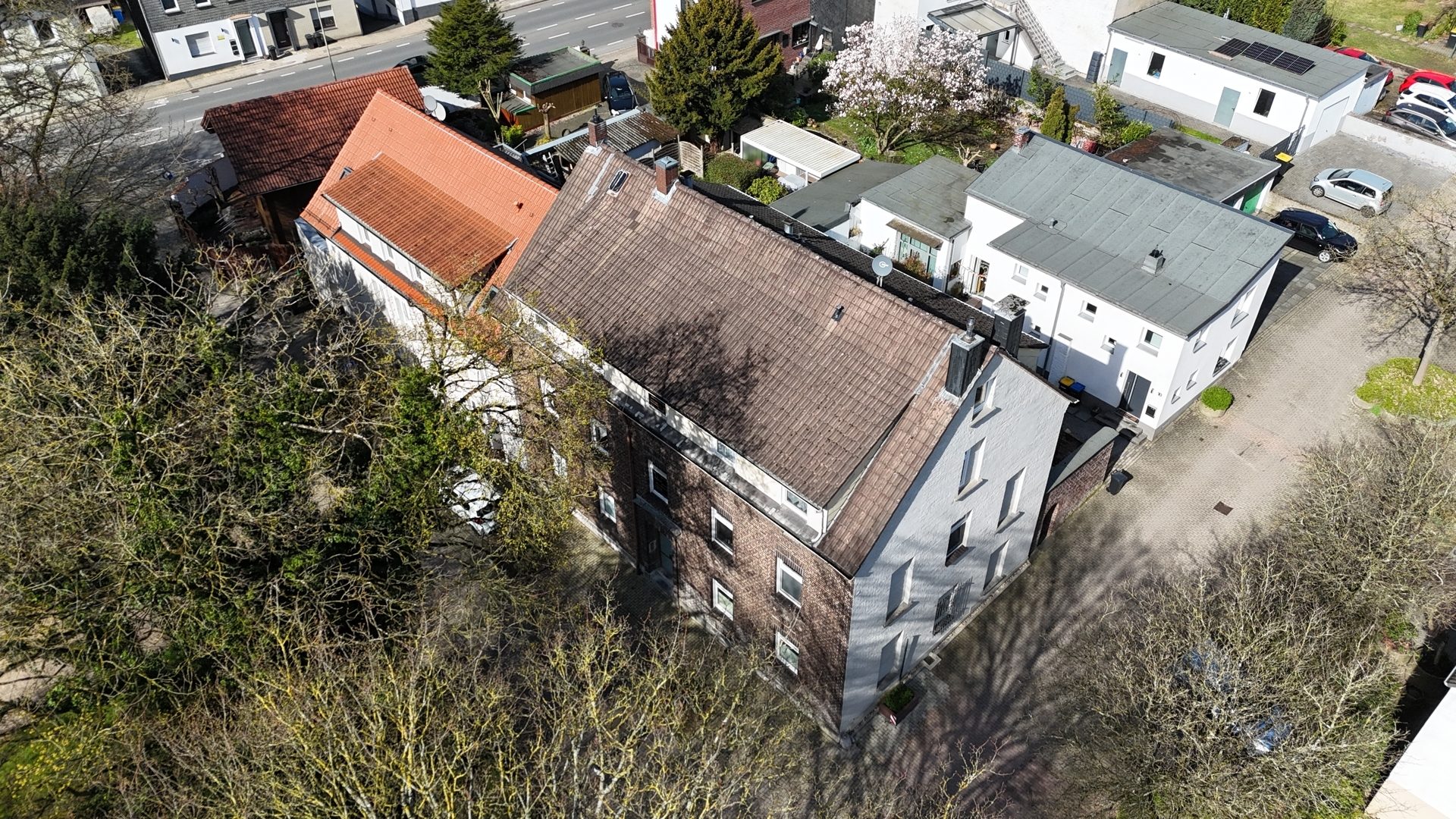 Böcker Wohnimmobilien - Immobilienangebot - Wülfrath - Alle - Zentral, modernisiert, nachgefragt
