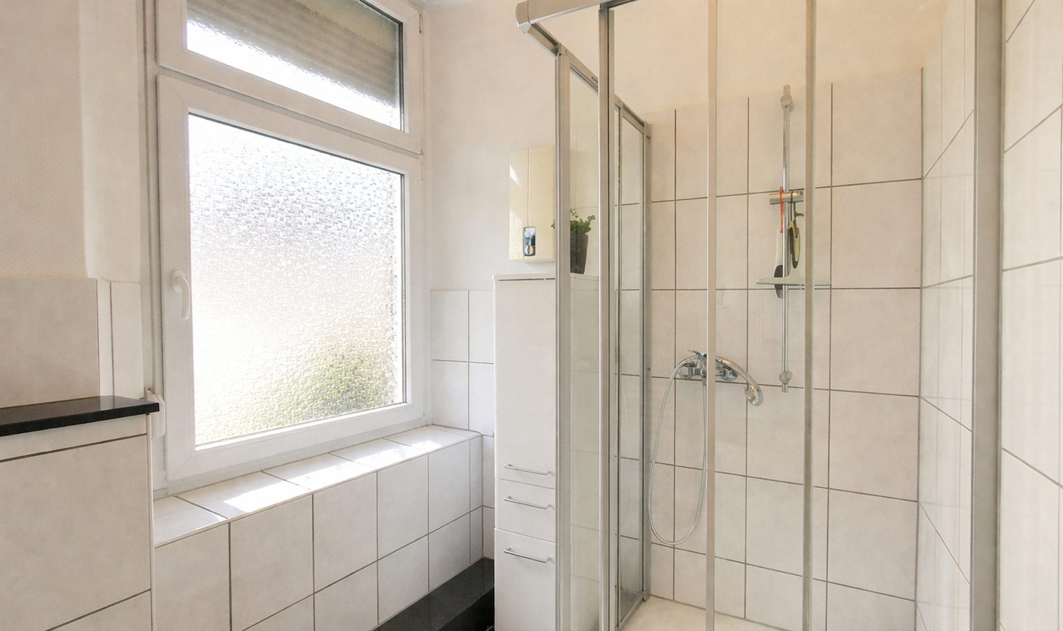 Böcker Wohnimmobilien - Immobilienangebot - Wülfrath - Alle - Zentral, modernisiert, nachgefragt