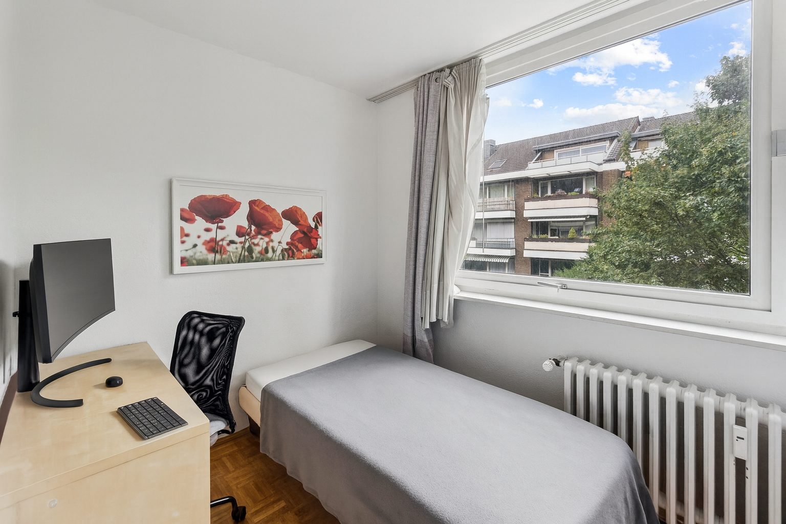 Böcker Wohnimmobilien - Immobilienangebot - Düsseldorf / Niederkassel - Alle - 3-Zimmer - Niederkassel, noch vermietet, Potenzial schöpfen, neu vermieten oder als neues Eigenheim