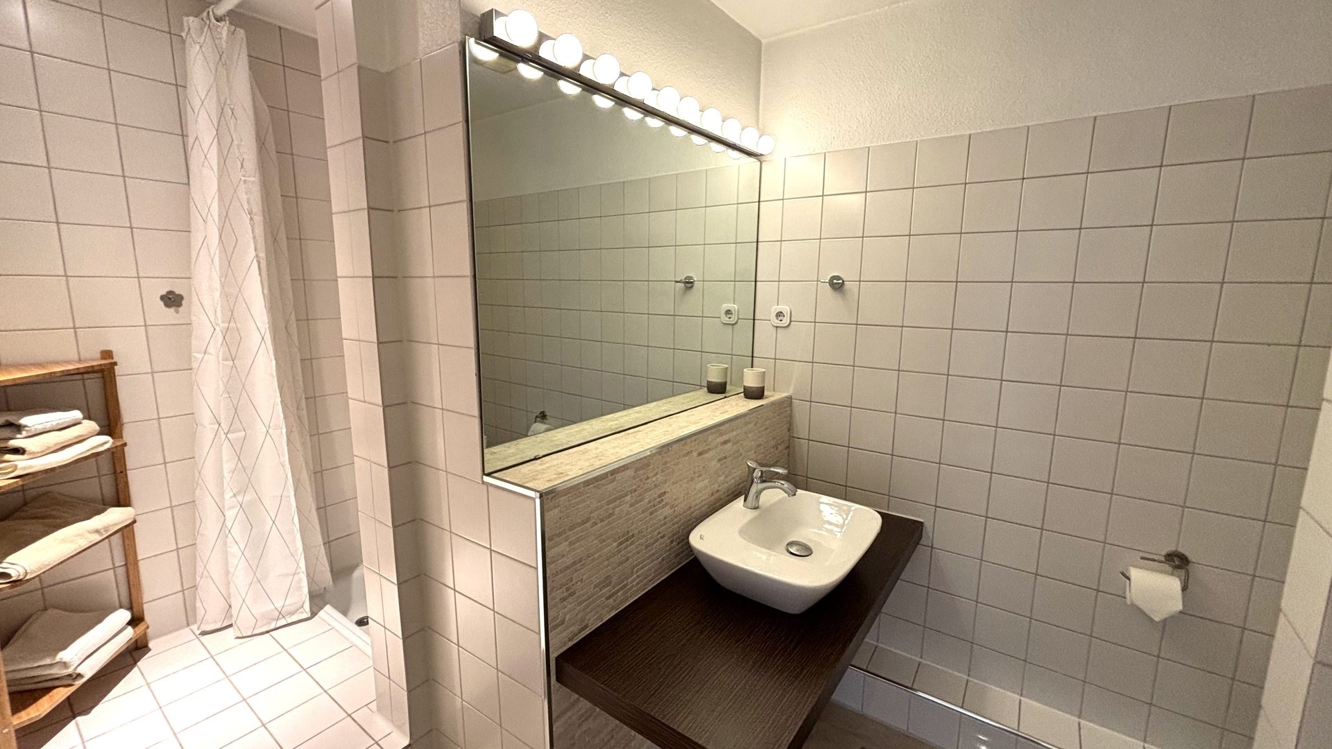 Böcker Wohnimmobilien - Immobilienangebot - Düsseldorf / Golzheim - Alle - Maisonette-Penthouse-Wohnung mit direktem Fahrstuhlzugang und zwei Dachterrassen