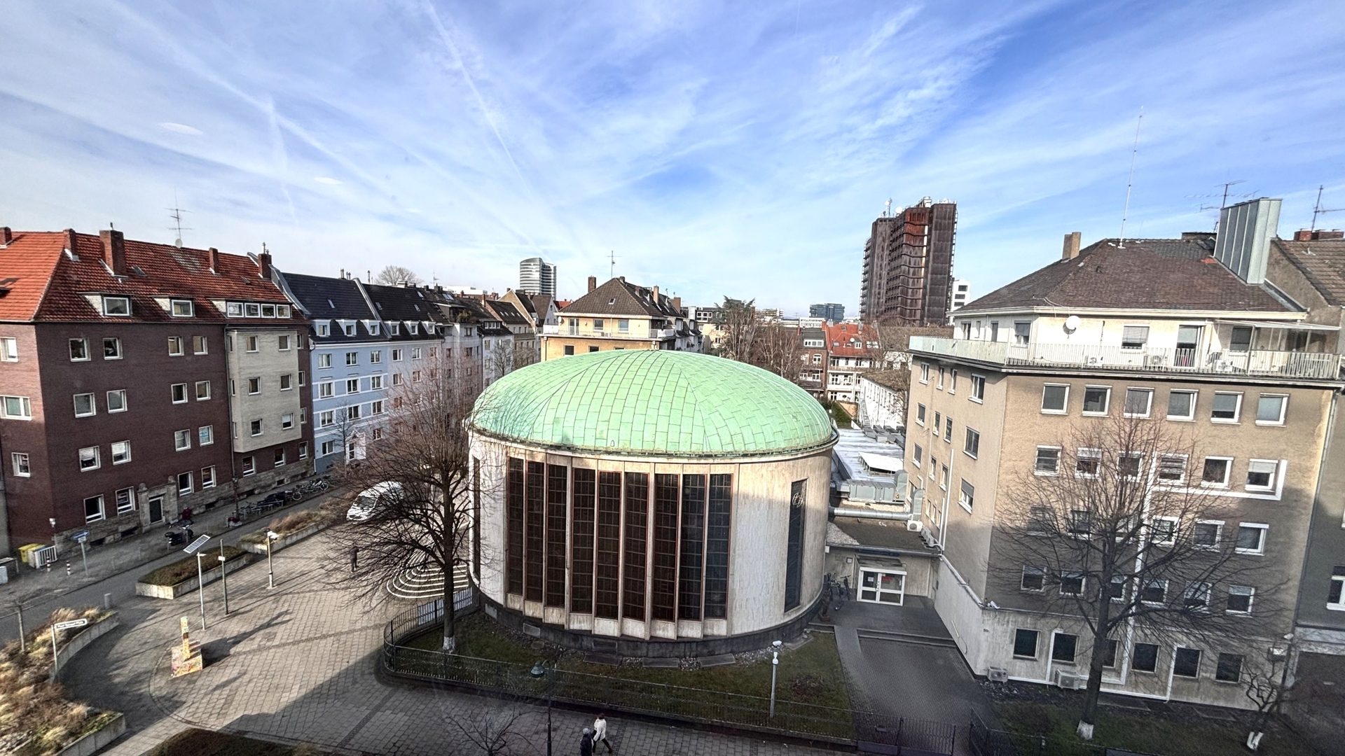 Böcker Wohnimmobilien - Immobilienangebot - Düsseldorf / Golzheim - Alle - Maisonette-Penthouse-Wohnung mit direktem Fahrstuhlzugang und zwei Dachterrassen