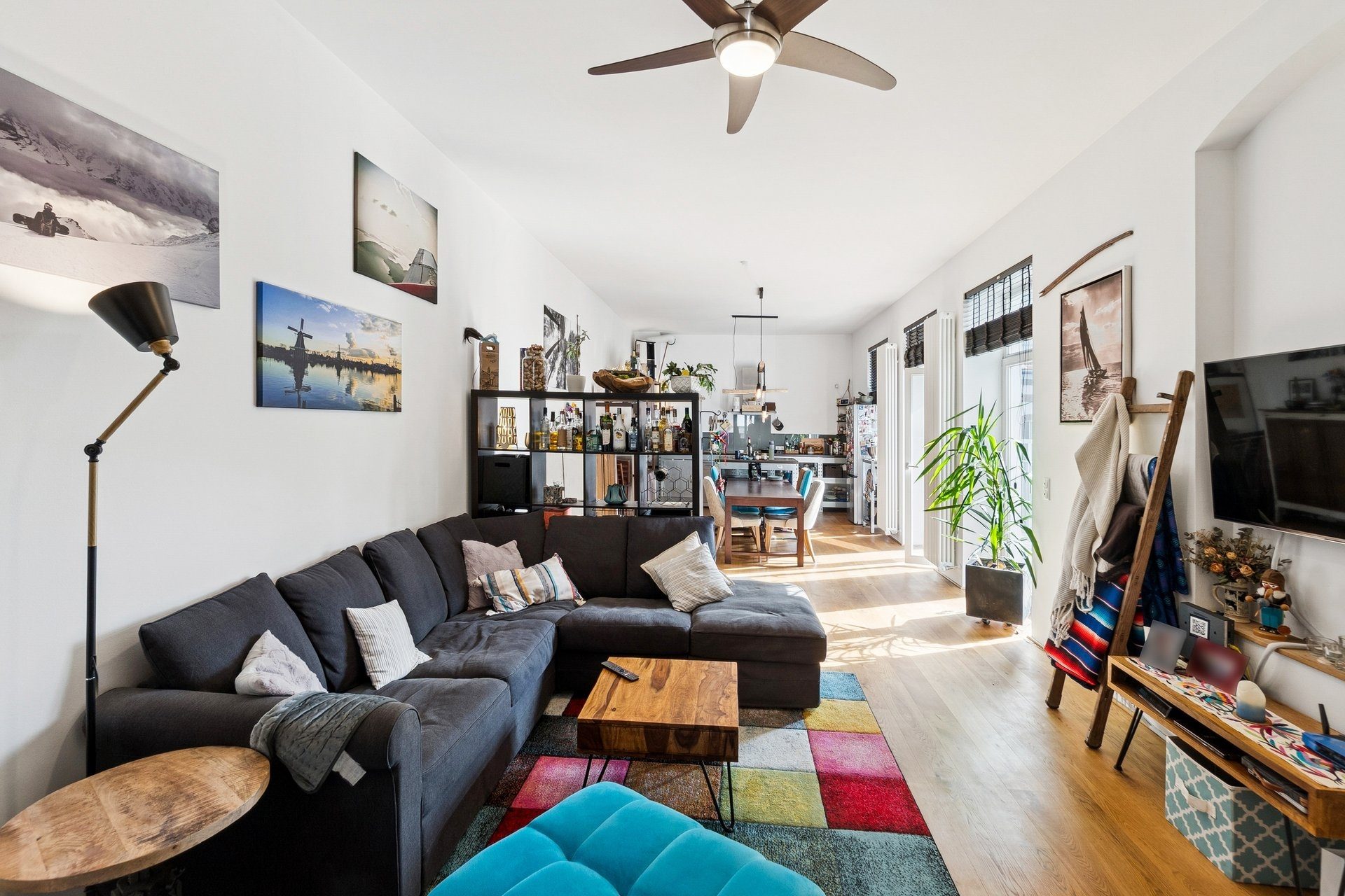 Böcker Wohnimmobilien - Immobilienangebot - Düsseldorf / Pempelfort - Alle - Traumhafte, sanierte  Vierzimmer-Altbauwohnung mit großer Balkonterrasse