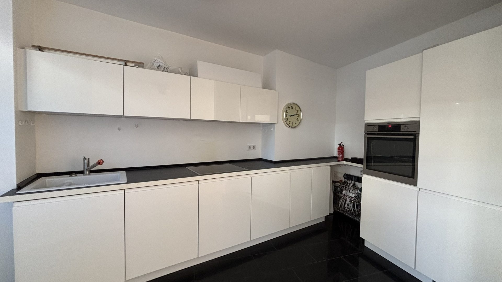 Böcker Wohnimmobilien - Immobilienangebot - Düsseldorf / Kaiserswerth - Alle - Großzügige 2-Zimmer-Wohnung zentral in Kaiserswerth