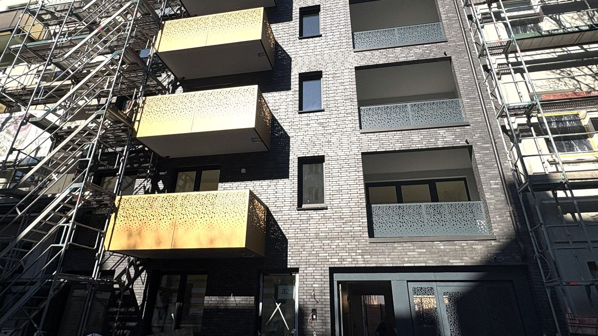 Böcker Wohnimmobilien - Immobilienangebot - Düsseldorf / Friedrichstadt - Alle - Zentrale Praxis-, Büro- oder Ladenfläche mit Gestaltungsspielraum