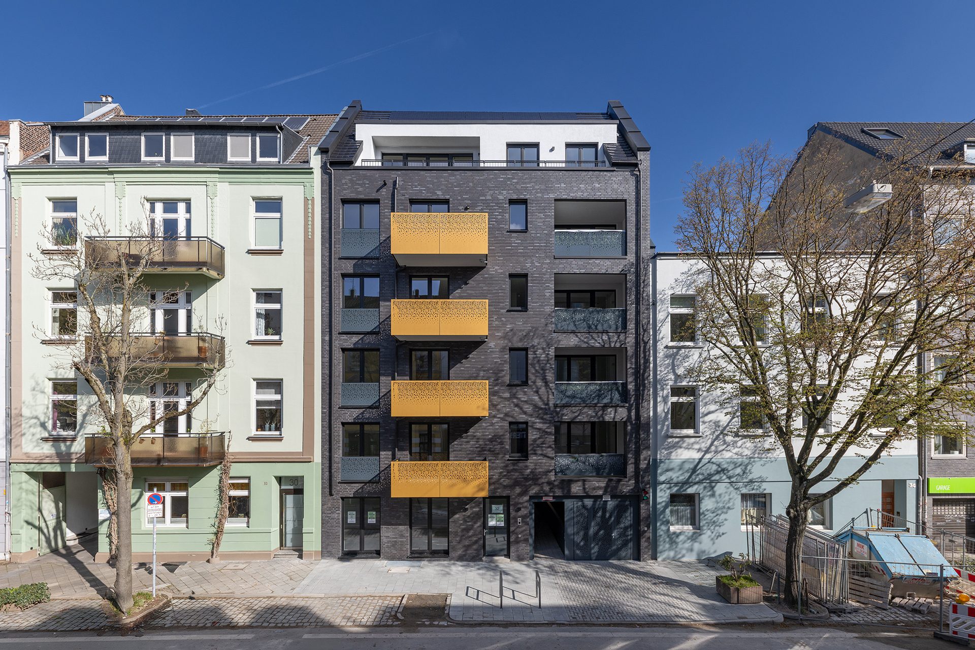 Böcker Wohnimmobilien - Immobilienangebot - Düsseldorf / Friedrichstadt - Alle - Zentrale Praxis-, Büro- oder Ladenfläche mit Gestaltungsspielraum